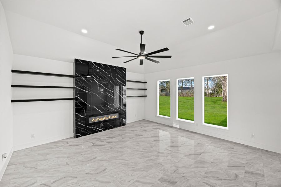 Spacious, unfurnished interior of a new home in , Dayton (Image 22).