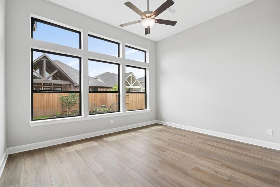 Spacious, unfurnished interior of a new home in Grange 45' Homesites, Katy (Image 30).