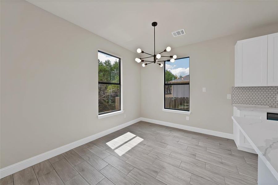 Spacious, unfurnished interior of a new home in , Granbury (Image 23).