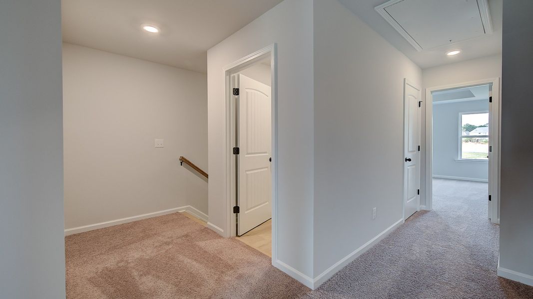 Spacious, unfurnished interior of a new home in Langley Overlook, Loganville (Image 21).