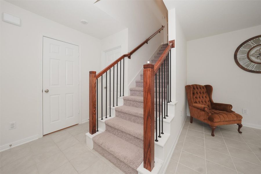 Furnished interior view inside a new home in , Katy (Image 18).