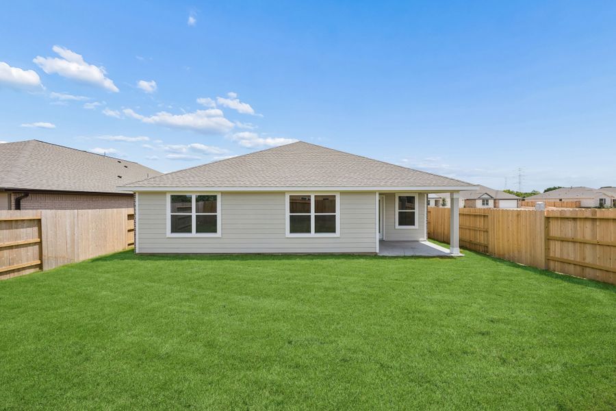Exterior details and patio area of a home in Meridiana, Manvel (Image 3).