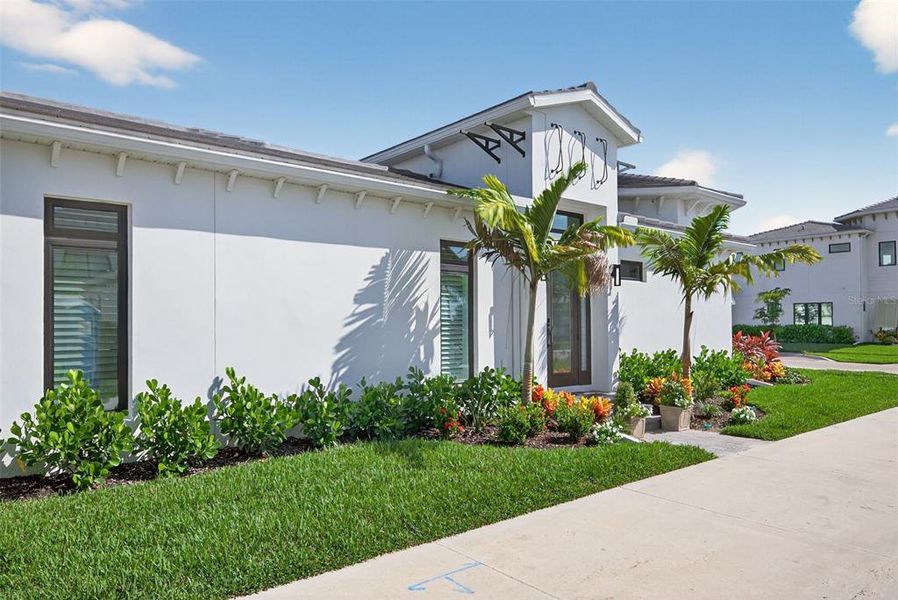 Exterior details and patio area of a home in Aqua Single Family Homes, Bradenton (Image 19).