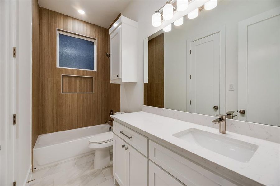 Furnished interior view inside a new home in , Dallas (Image 10). Furnished interior view inside a new home in , Dallas (Image 10).