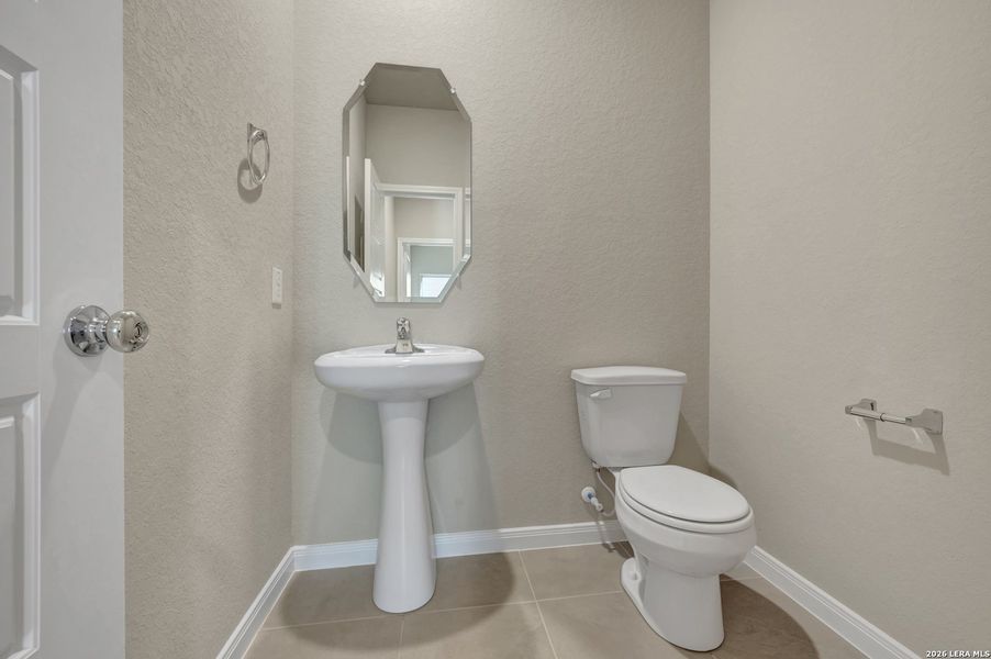 Furnished interior view inside a new home in Park Place, New Braunfels (Image 15).