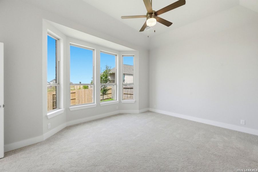 Spacious, unfurnished interior of a new home in Homestead, Schertz (Image 14).