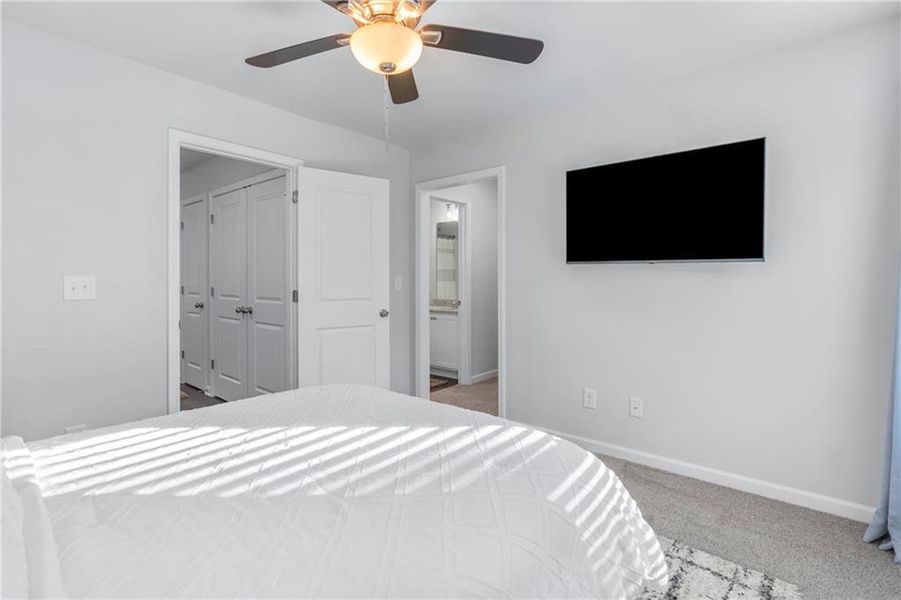 Spacious, unfurnished interior of a new home in , Lawrenceville (Image 18).