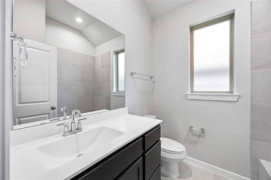 Furnished interior view inside a new home in , La Marque (Image 12).