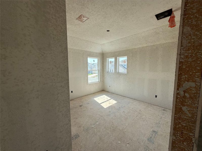 Spacious, unfurnished interior of a new home in The Cottages at La Cima, San Marcos (Image 20). Spacious, unfurnished interior of a new home in The Cottages at La Cima, San Marcos (Image 20).