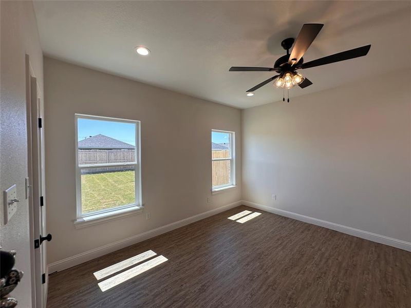 Spacious, unfurnished interior of a new home in , Abilene (Image 11).
