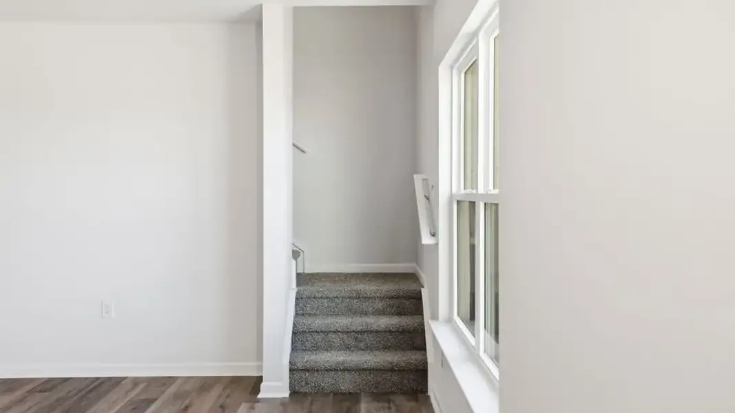 Spacious, unfurnished interior of a new home in Baxter Village, Boiling Springs (Image 27).