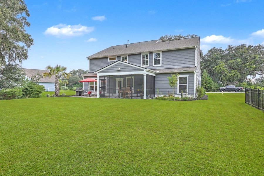 Exterior details and patio area of a home in Sea Island Preserve, Johns Island (Image 27).