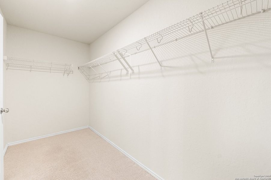 Spacious, unfurnished interior of a new home in Cinco Lakes, San Antonio (Image 43). Spacious, unfurnished interior of a new home in Cinco Lakes, San Antonio (Image 43).