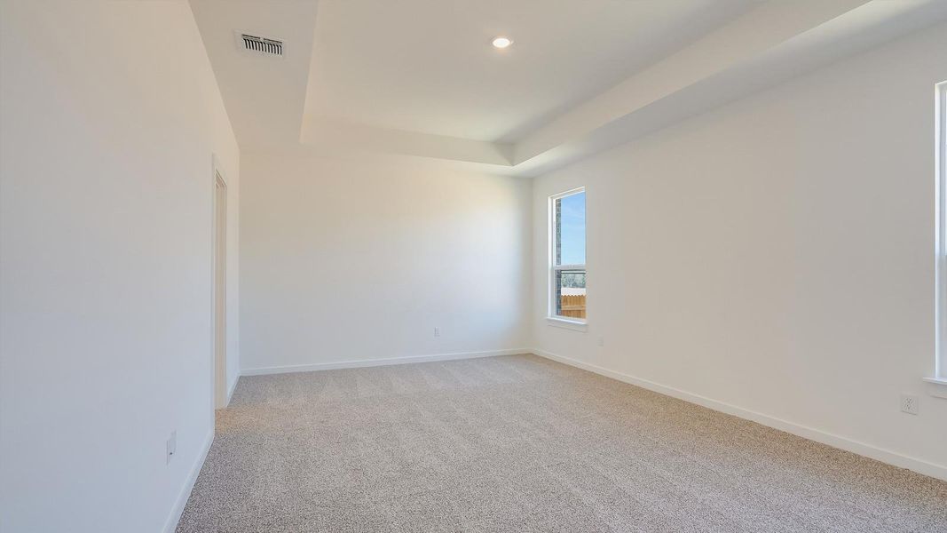 Spacious, unfurnished interior of a new home in Rosenbusch Ranch, Leander (Image 16). Spacious, unfurnished interior of a new home in Rosenbusch Ranch, Leander (Image 16).