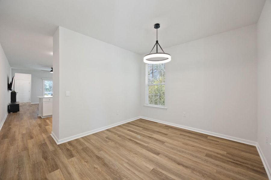 Spacious, unfurnished interior of a new home in , Beaufort (Image 17).
