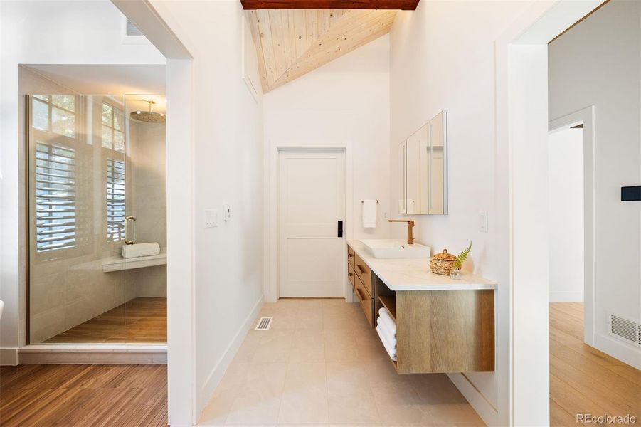 Furnished interior view inside a new home in , Evergreen (Image 15).