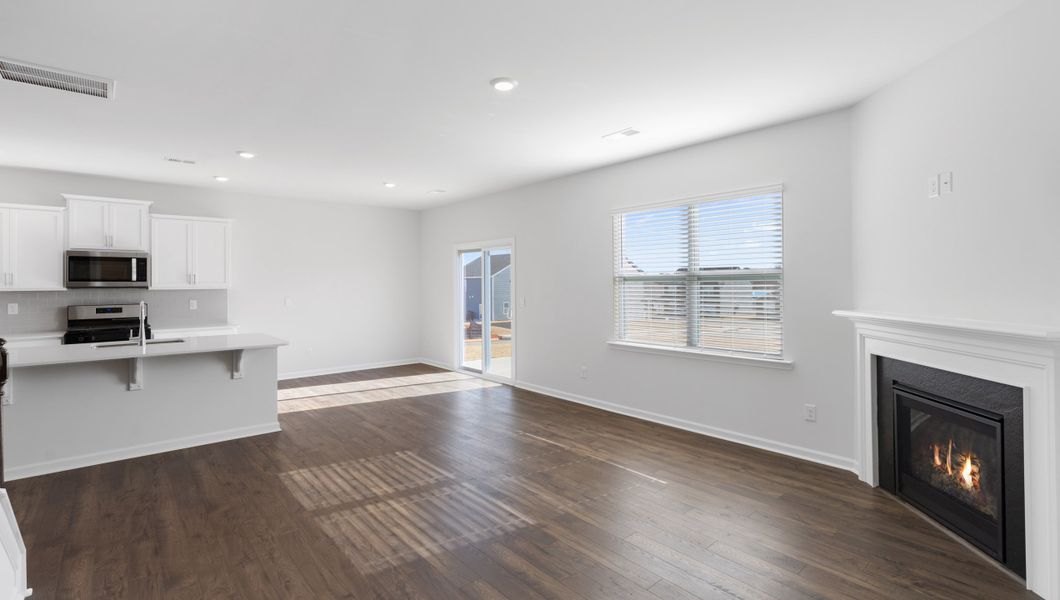 Spacious, unfurnished interior of a new home in Spring Ridge, Anderson (Image 22).