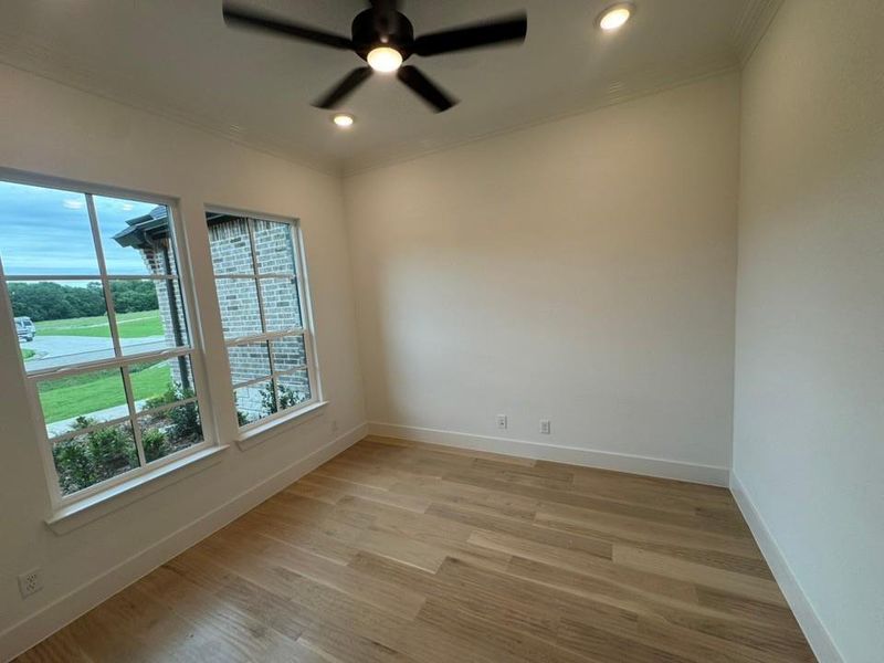 Spacious, unfurnished interior of a new home in King Crossing Estates, Van Alstyne (Image 12).