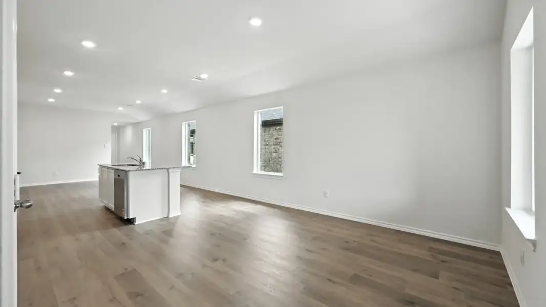 Spacious, unfurnished interior of a new home in Wildcat Ranch, Crandall (Image 18). Spacious, unfurnished interior of a new home in Wildcat Ranch, Crandall (Image 18).