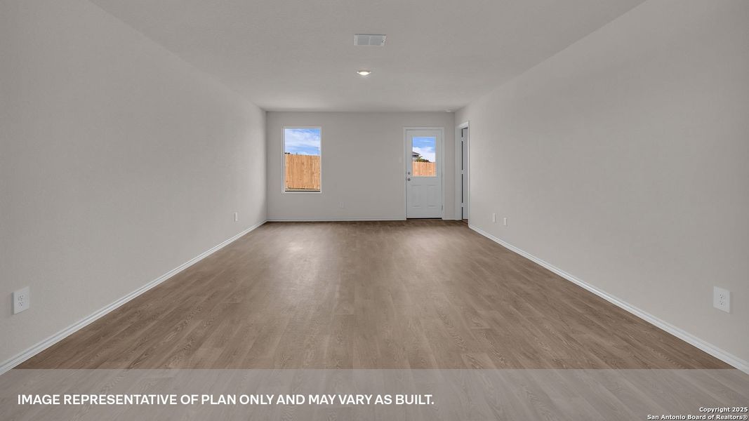 Spacious, unfurnished interior of a new home in Sunset Oaks, Maxwell (Image 12).
