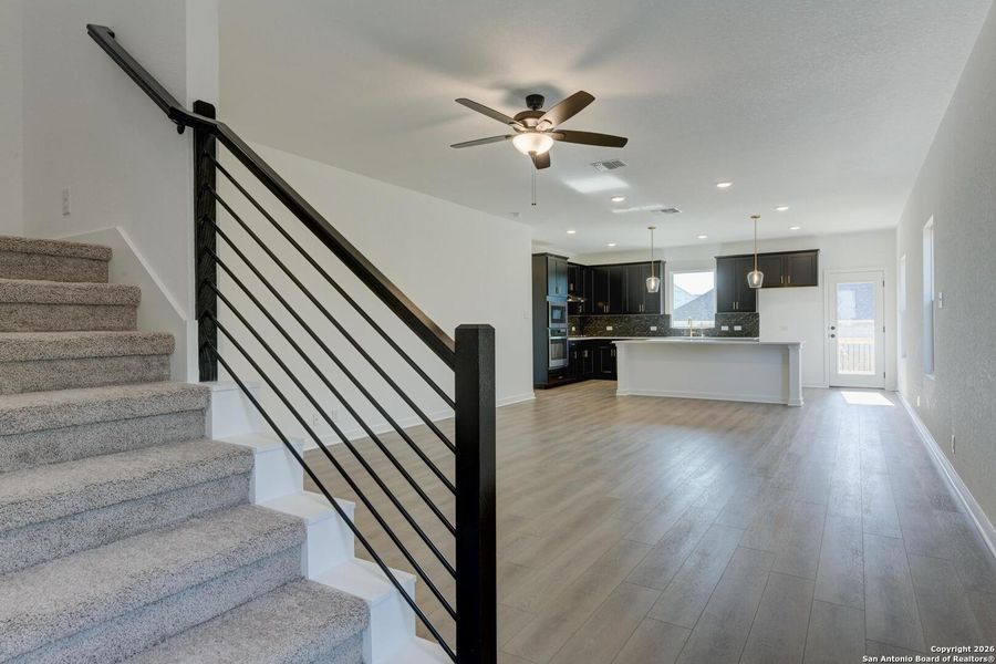 Spacious, unfurnished interior of a new home in Arcadia Ridge, San Antonio (Image 22).