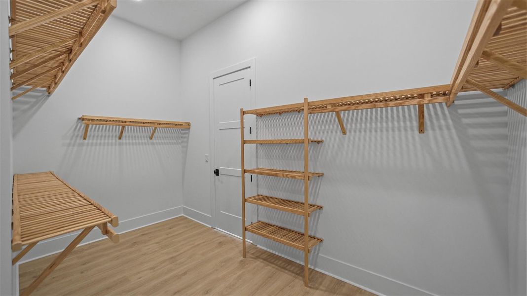 Spacious, unfurnished interior of a new home in Esprit at Avenir, Palm Beach Gardens (Image 30).