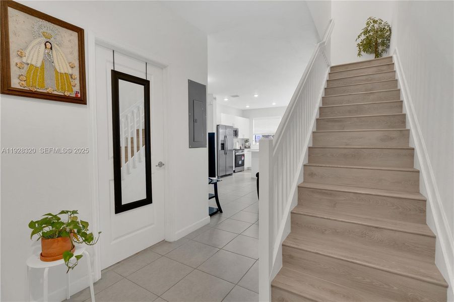 Furnished interior view inside a new home in , Homestead (Image 19).