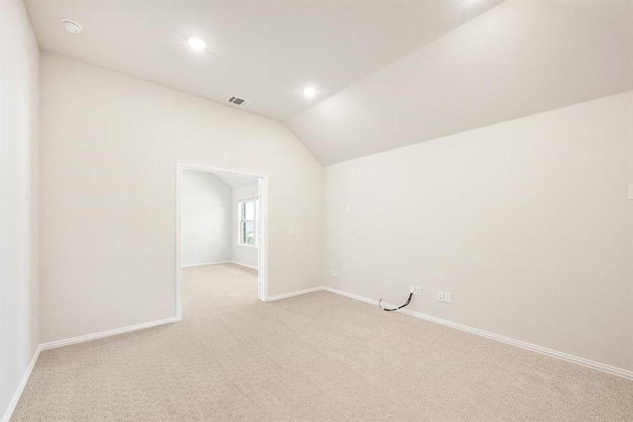 Spacious, unfurnished interior of a new home in Woodstone, Providence Village (Image 31).