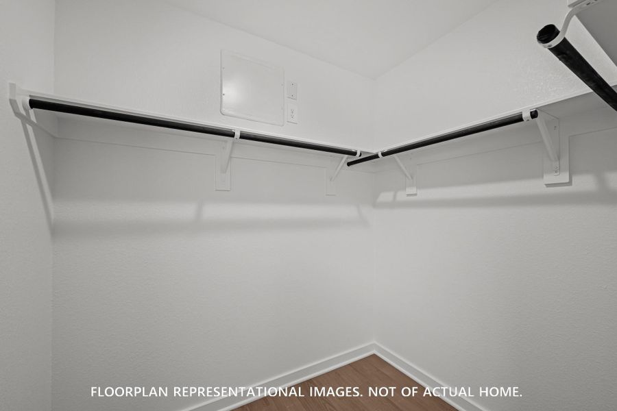 Spacious, unfurnished interior of a new home in Sorella, Tomball (Image 14).