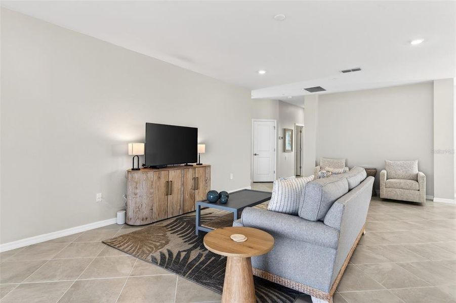 Furnished interior view inside a new home in , Venice (Image 13).