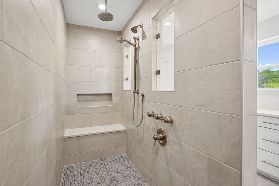 Representative interior finishes for a home built from the Herdwick by Pulte Homes in Parkside Crossing, Charlotte (Image 17). Representative interior finishes for a home built from the Herdwick by Pulte Homes in Parkside Crossing, Charlotte (Image 17).