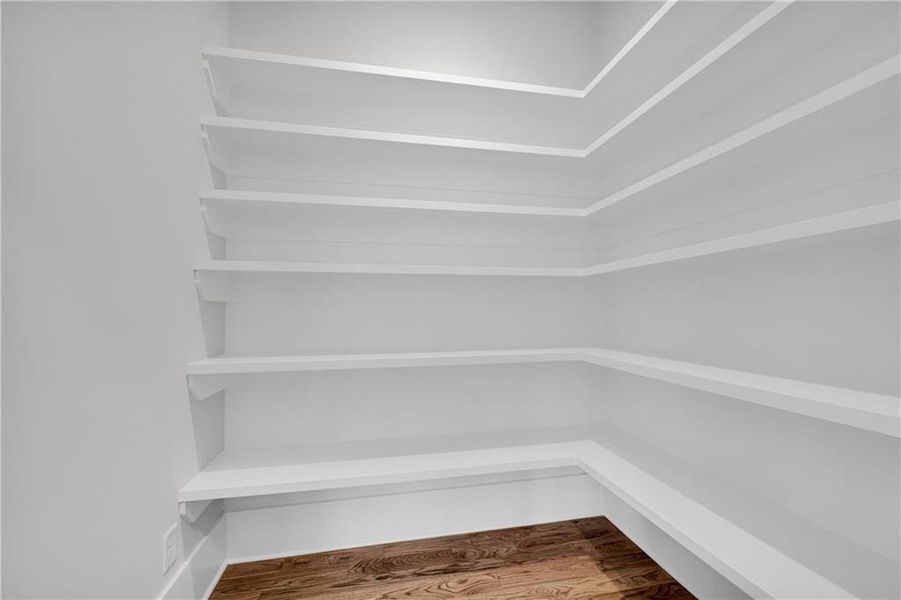 Spacious, unfurnished interior of a new home in , Monroe (Image 85).