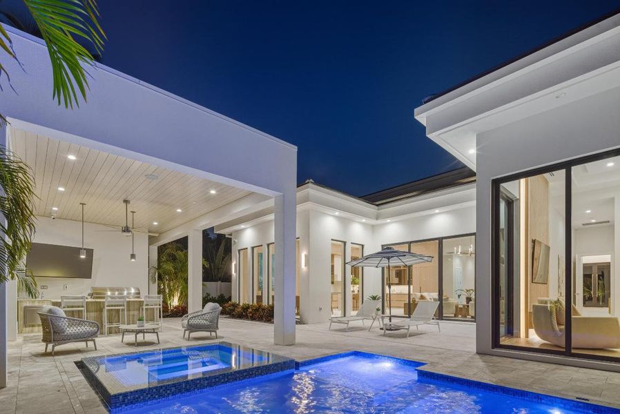 334 NE 3rd St Boca Raton FL-89