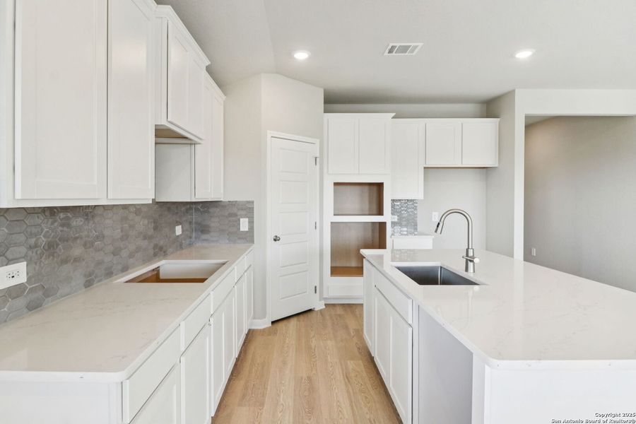 Furnished interior view inside a new home in Legendary Trails - Classic Series, Cibolo (Image 10). Furnished interior view inside a new home in Legendary Trails - Classic Series, Cibolo (Image 10).