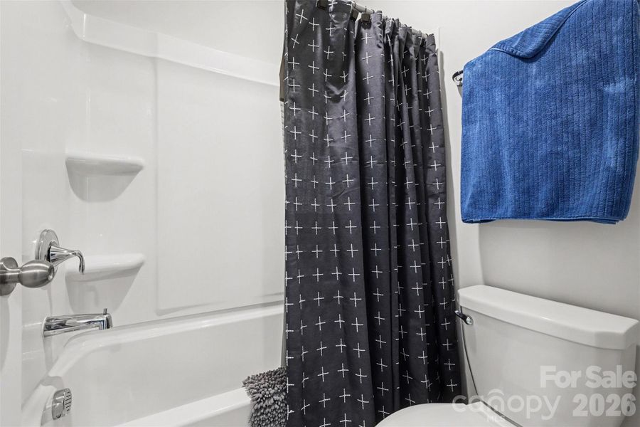 Image 42 of a home in Walnut Creek.