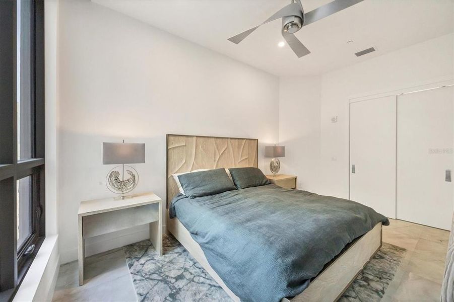 Furnished interior view inside a new home in , Sarasota (Image 13).