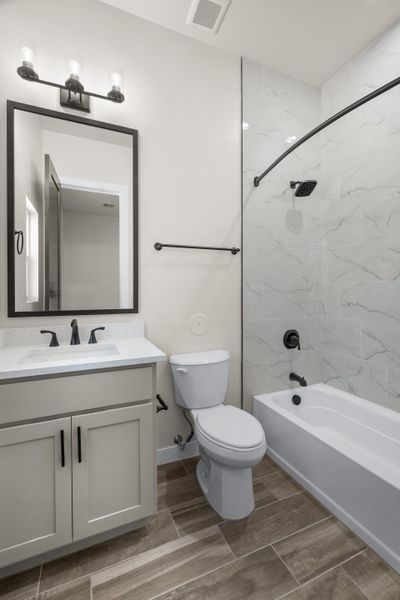 Furnished interior view inside a new home in Verdancia, El Paso (Image 7).