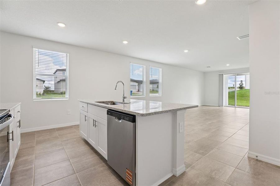 Furnished interior view inside a new home in Hamilton Bluff - Classic Series, Lake Hamilton (Image 8).