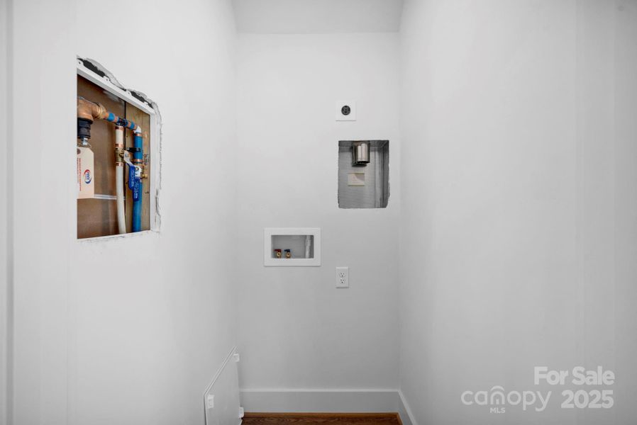 Image 20 of a home in .