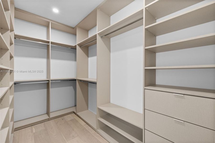 Spacious, unfurnished interior of a new home in , Miami (Image 20). Spacious, unfurnished interior of a new home in , Miami (Image 20).