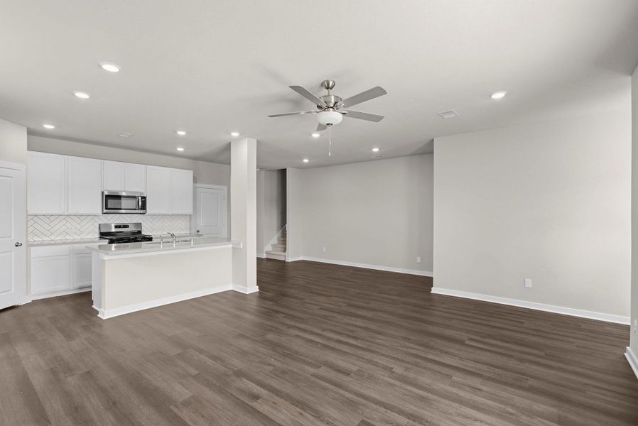 Spacious, unfurnished interior of a new home in Windrose Green, Angleton (Image 17).