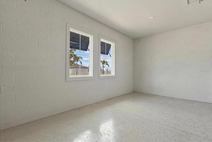 Spacious, unfurnished interior of a new home in , Parrish (Image 18).