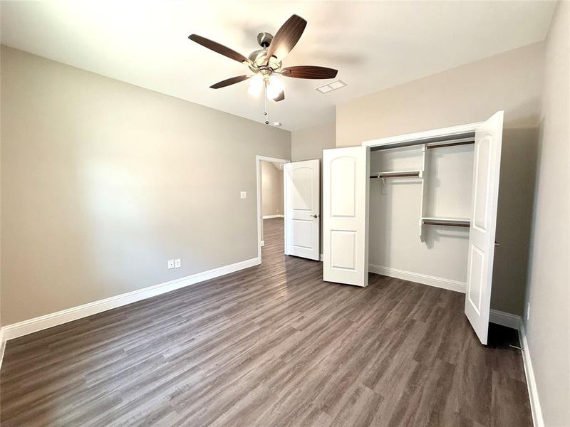 Spacious, unfurnished interior of a new home in , Lake Kiowa (Image 16).