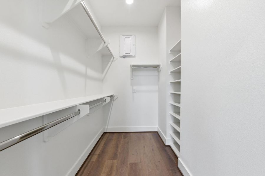 Image 42 of a home in .