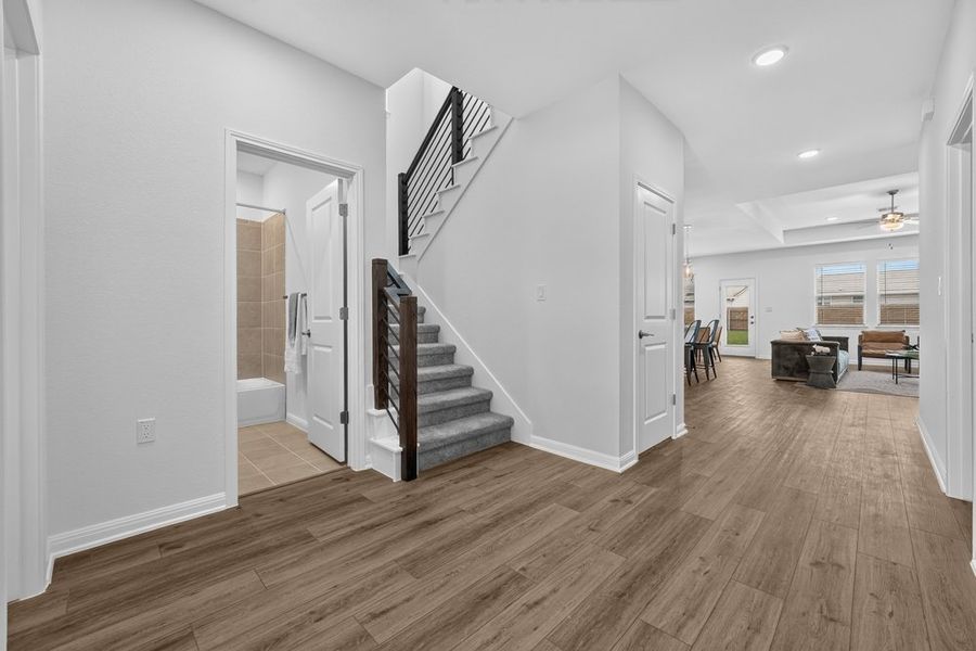 Spacious, unfurnished interior of a new home in Lisso, Pflugerville (Image 34). Spacious, unfurnished interior of a new home in Lisso, Pflugerville (Image 34).