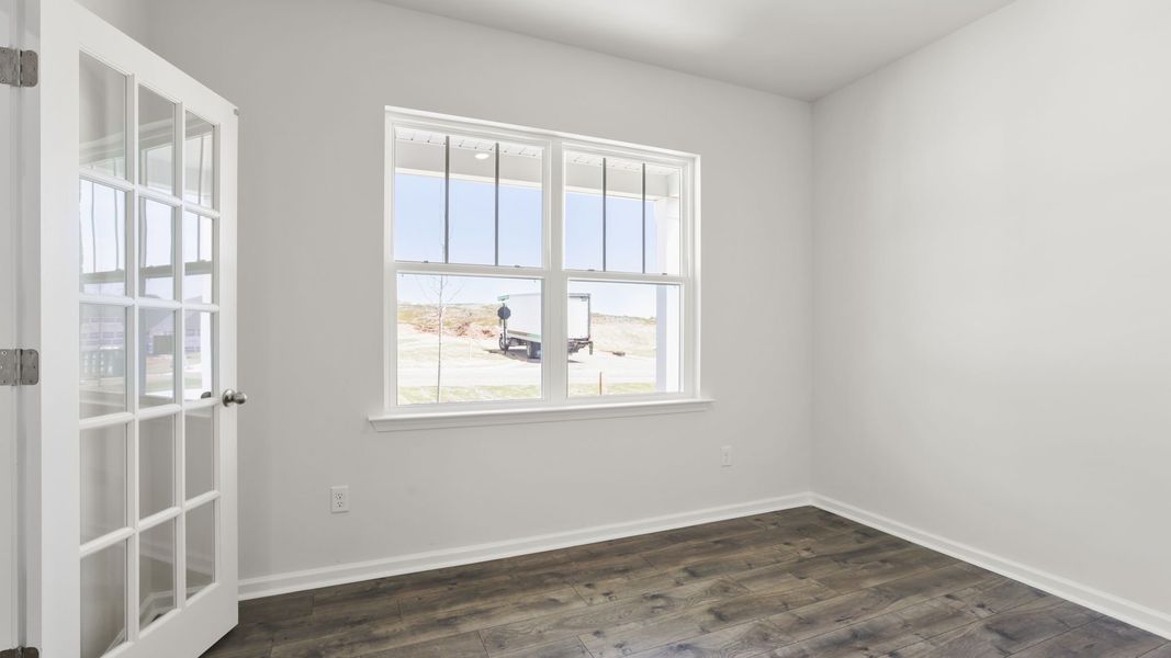 Spacious, unfurnished interior of a new home in Spring Ridge, Anderson (Image 19).