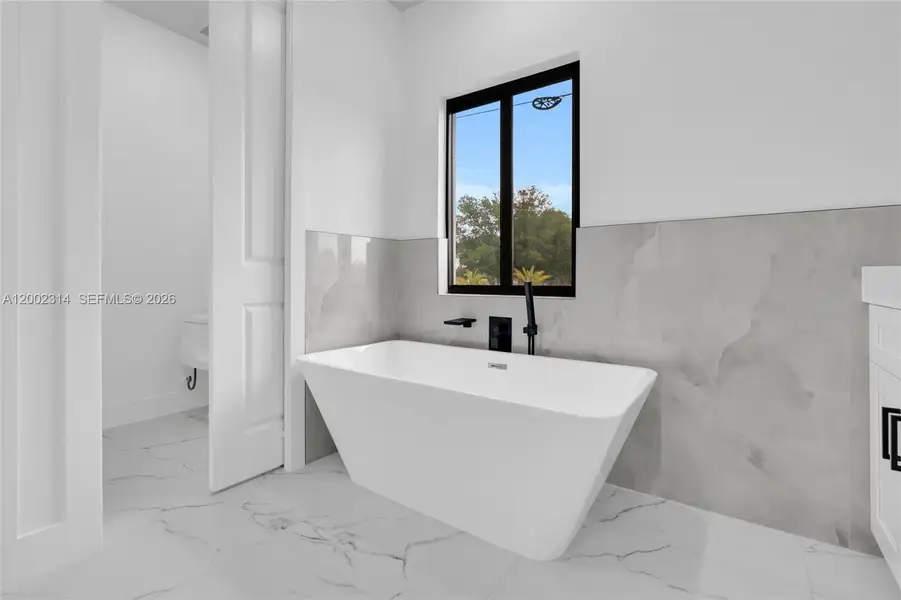 Furnished interior view inside a new home in , Lehigh Acres (Image 8).