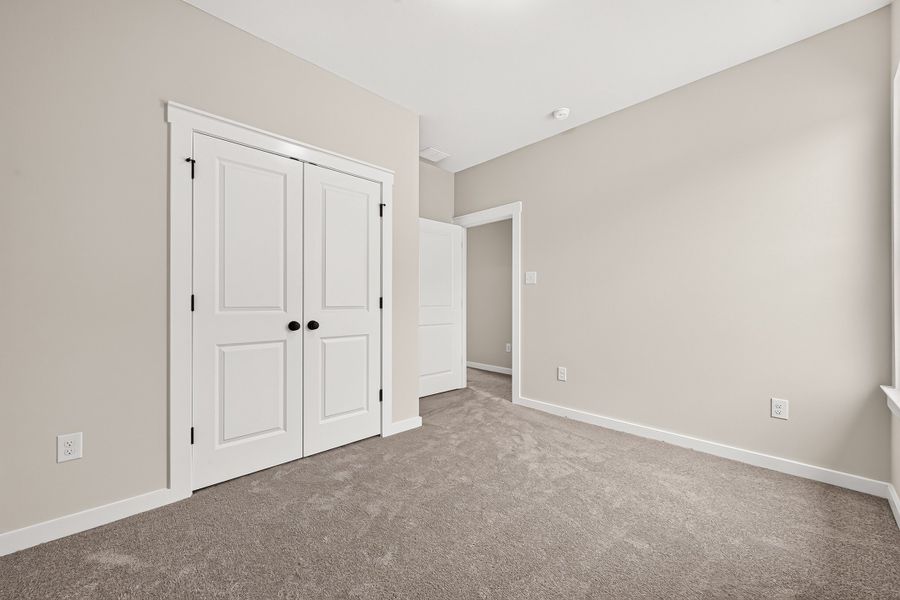 Spacious, unfurnished interior of a new home in Aldeana, Bonney (Image 52).