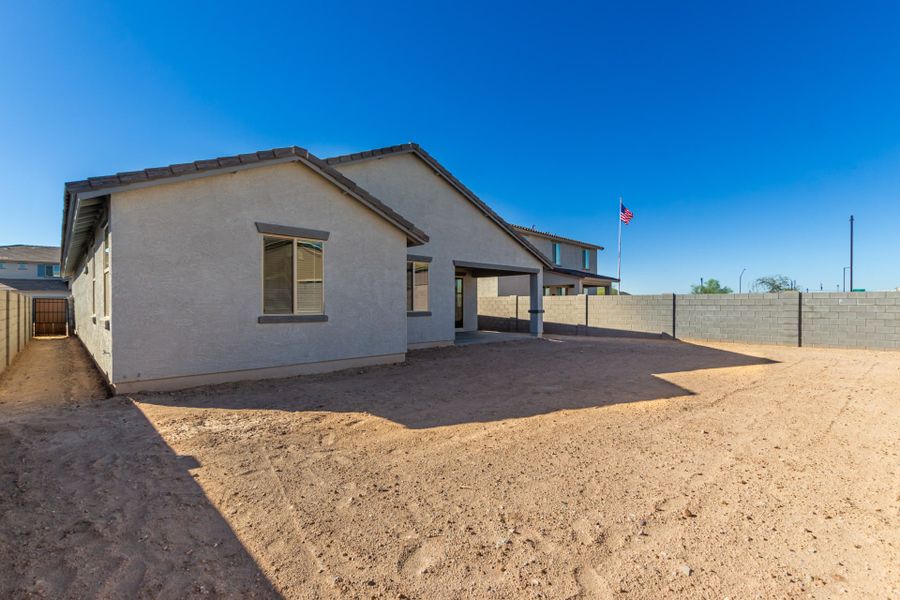 Lot 81 at Bentridge – Peak Series in Buckeye, Arizona, by Landsea Homes