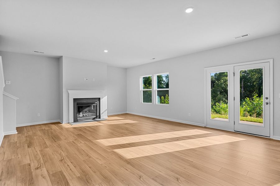 Spacious, unfurnished interior of a new home in Bell West, Kernersville (Image 20).